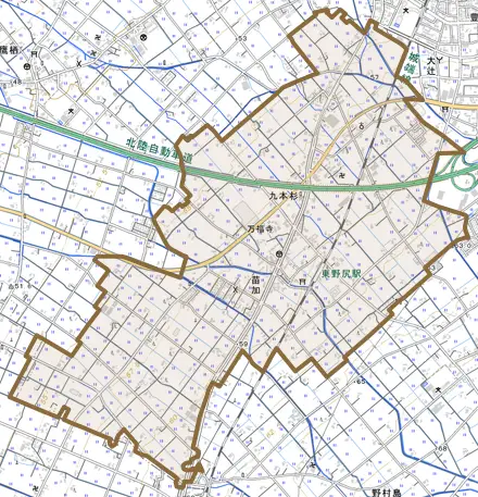 苗加とその周辺の地図。町の範囲を重ねている