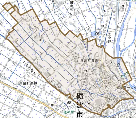 庄川町青島とその周辺の地図。町の範囲を重ねている