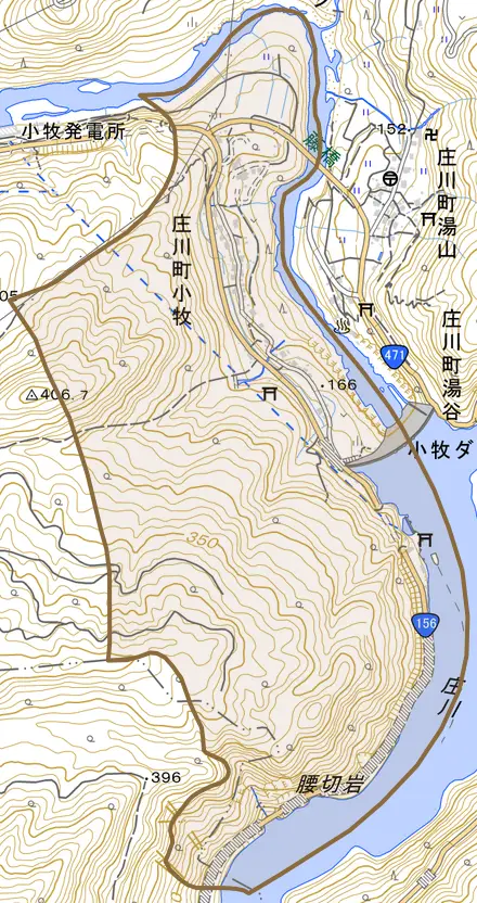庄川町小牧とその周辺の地図。町の範囲を重ねている
