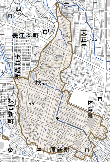 秋吉とその周辺の地図。町の範囲を重ねている