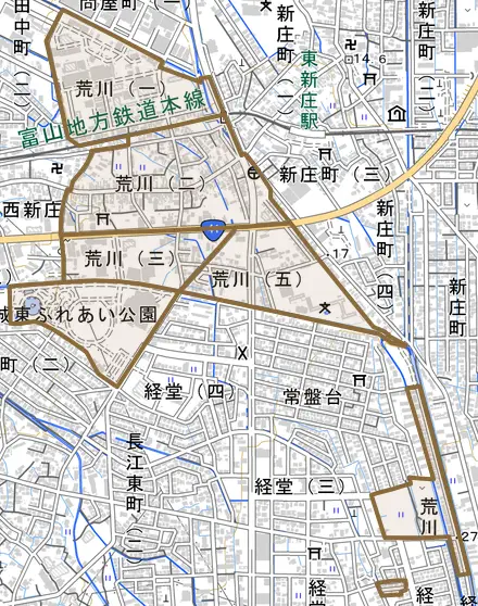 荒川とその周辺の地図。町の範囲を重ねている