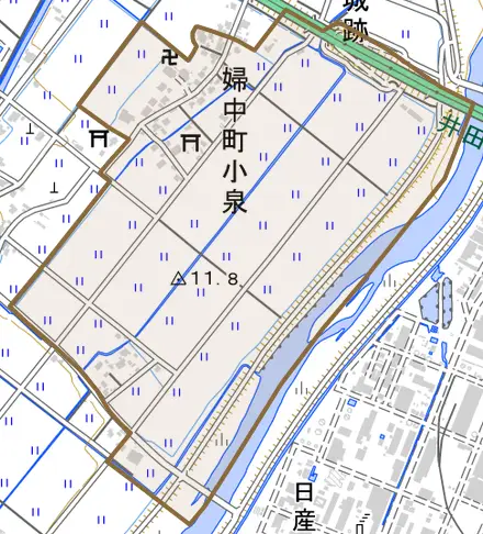 婦中町小泉とその周辺の地図。町の範囲を重ねている