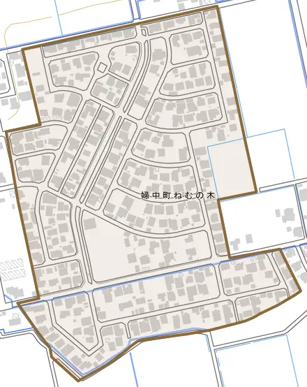 婦中町ねむの木とその周辺の地図。町の範囲を重ねている