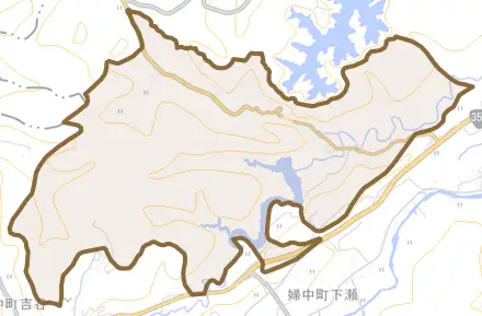婦中町高塚とその周辺の地図。町の範囲を重ねている