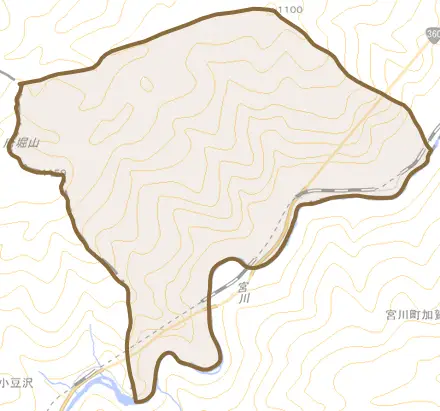 加賀沢とその周辺の地図。町の範囲を重ねている