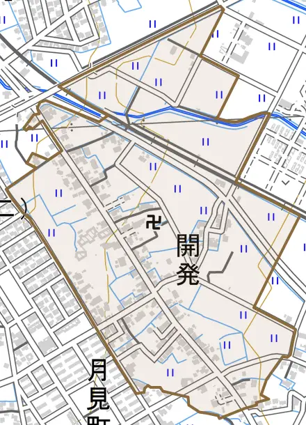 開発とその周辺の地図。町の範囲を重ねている