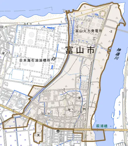草島とその周辺の地図。町の範囲を重ねている