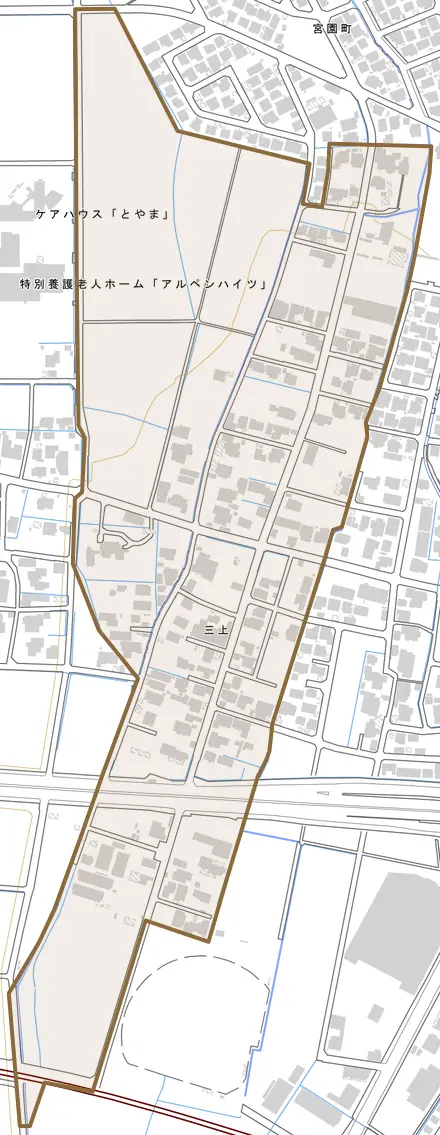 三上とその周辺の地図。町の範囲を重ねている