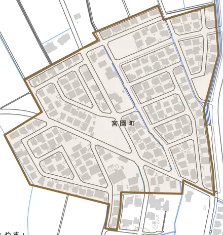宮園町とその周辺の地図。町の範囲を重ねている