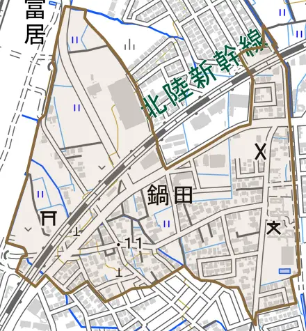 鍋田とその周辺の地図。町の範囲を重ねている