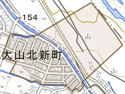 大山北新町とその周辺の地図。町の範囲を重ねている