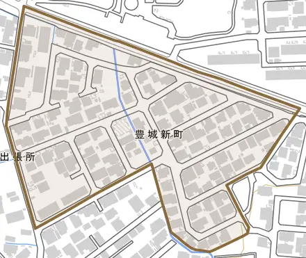 豊城新町とその周辺の地図。町の範囲を重ねている