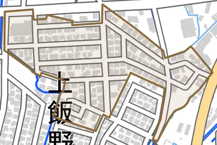 鶴ヶ丘町とその周辺の地図。町の範囲を重ねている