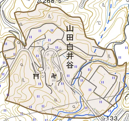 山田白井谷とその周辺の地図。町の範囲を重ねている