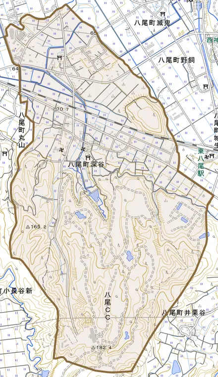 八尾町深谷とその周辺の地図。町の範囲を重ねている