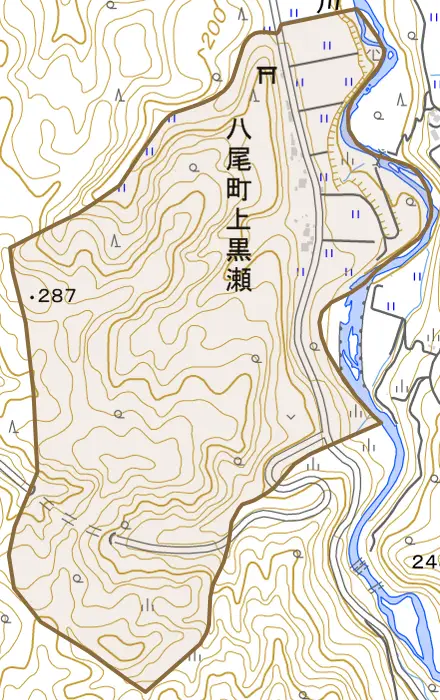 八尾町上黒瀬とその周辺の地図。町の範囲を重ねている
