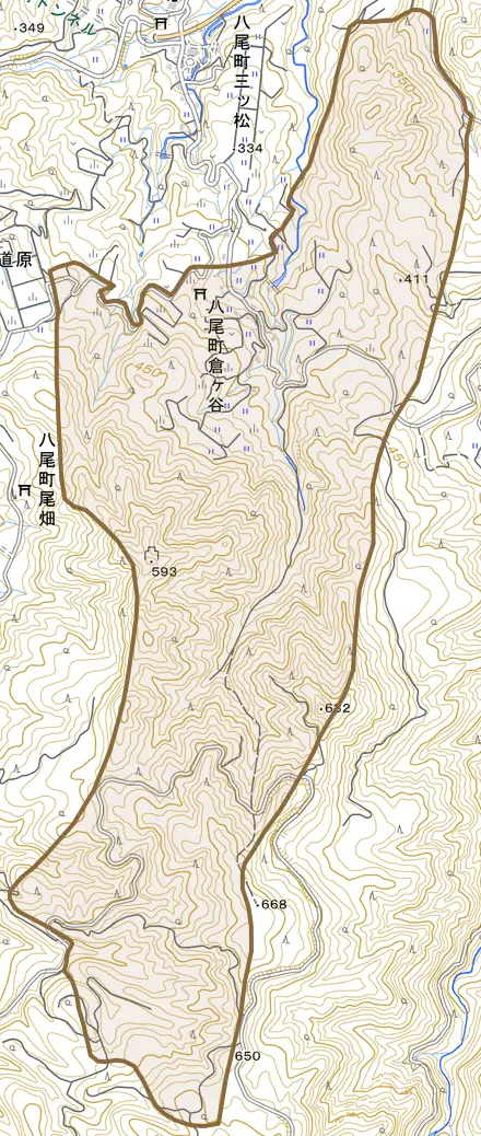 八尾町倉ケ谷とその周辺の地図。町の範囲を重ねている