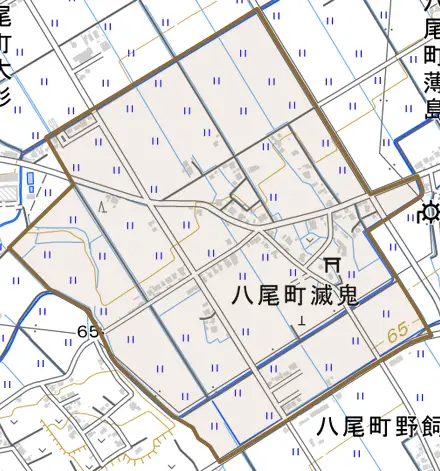 八尾町滅鬼とその周辺の地図。町の範囲を重ねている