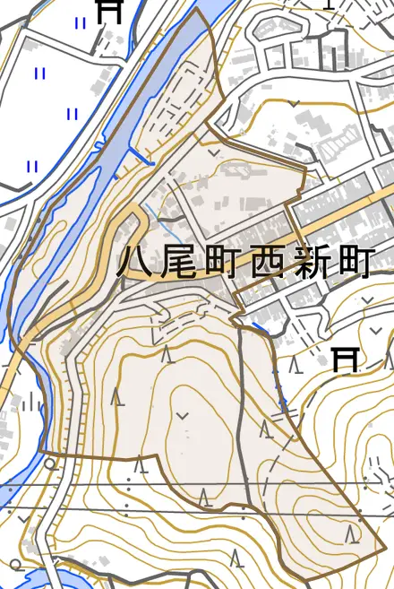 八尾町西新町とその周辺の地図。町の範囲を重ねている