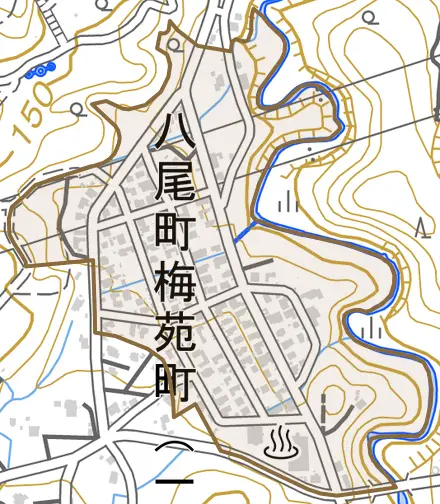八尾町梅苑町とその周辺の地図。町の範囲を重ねている