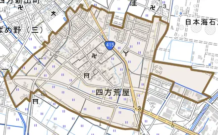 四方荒屋とその周辺の地図。町の範囲を重ねている