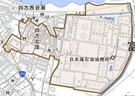 四方北窪とその周辺の地図。町の範囲を重ねている