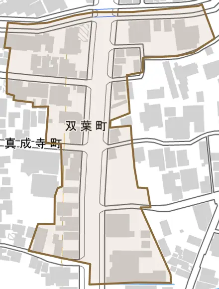 双葉町とその周辺の地図。町の範囲を重ねている