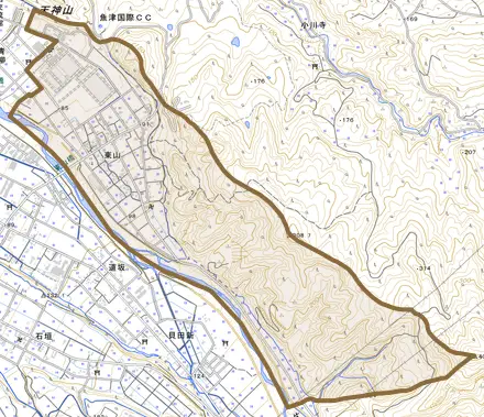 東山とその周辺の地図。町の範囲を重ねている