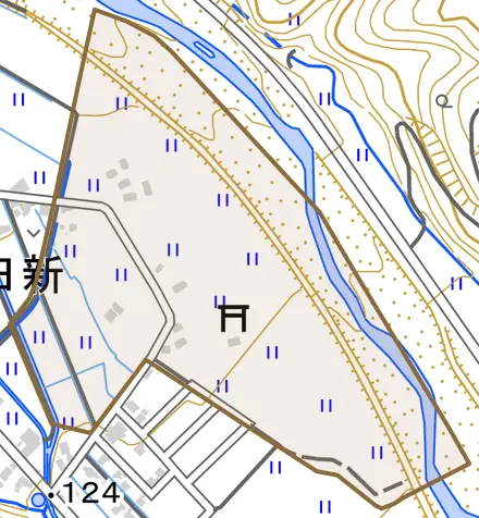 貝田新とその周辺の地図。町の範囲を重ねている