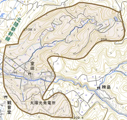室田とその周辺の地図。町の範囲を重ねている