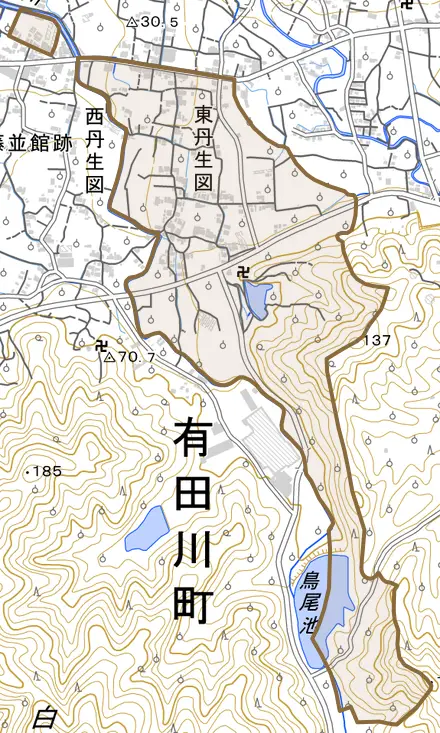 大字東丹生図とその周辺の地図。町の範囲を重ねている