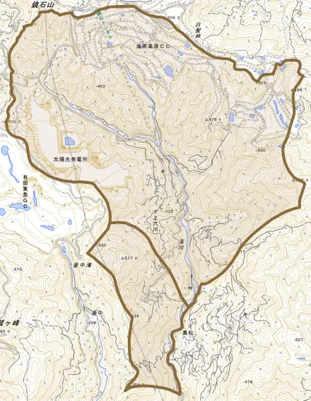 大字上六川とその周辺の地図。町の範囲を重ねている