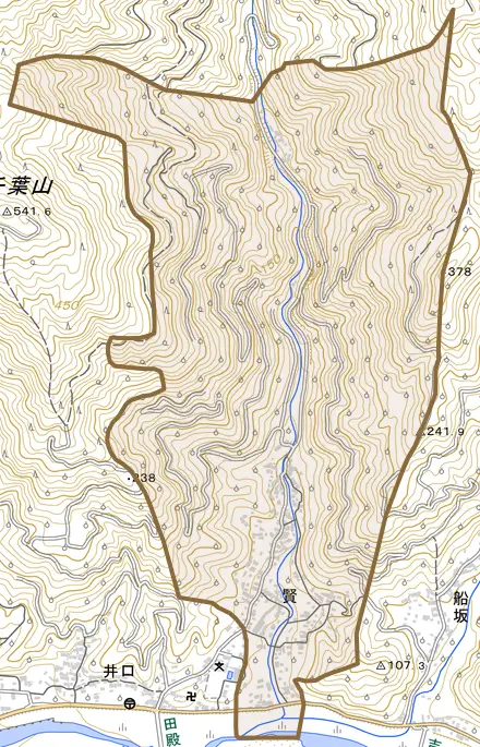 大字賢とその周辺の地図。町の範囲を重ねている