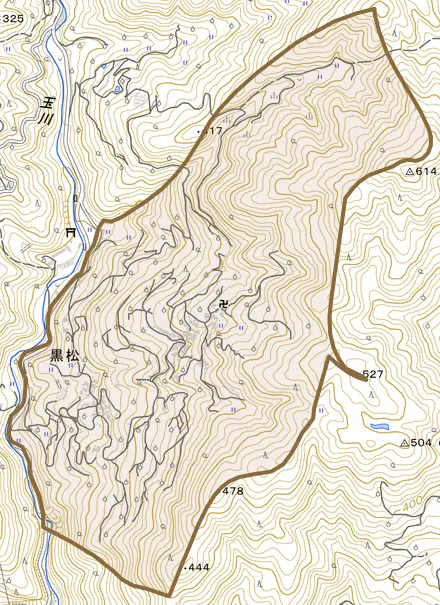 大字黒松とその周辺の地図。町の範囲を重ねている