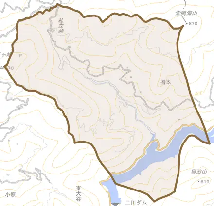 大字楠本とその周辺の地図。町の範囲を重ねている
