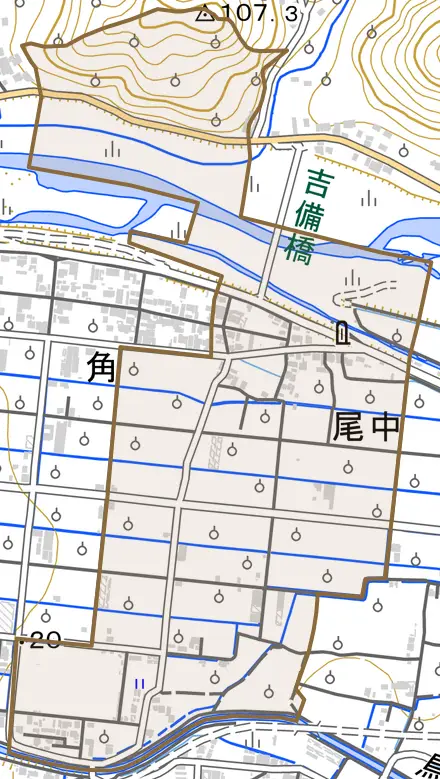 大字尾中とその周辺の地図。町の範囲を重ねている