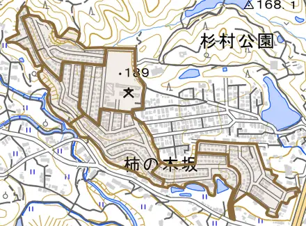 柿の木坂とその周辺の地図。町の範囲を重ねている