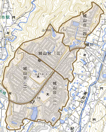 城山台とその周辺の地図。町の範囲を重ねている