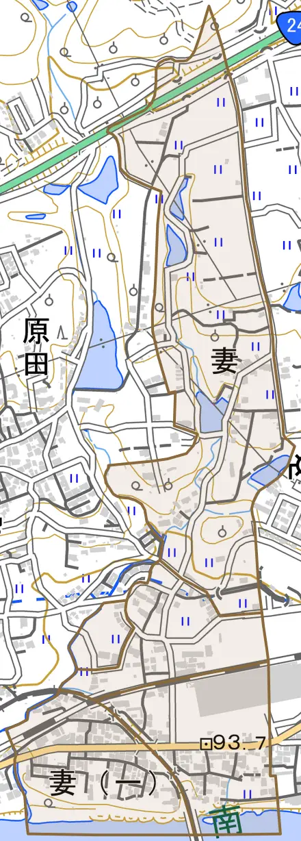 妻とその周辺の地図。町の範囲を重ねている