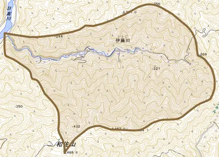 大字伊藤川とその周辺の地図。町の範囲を重ねている