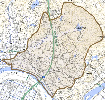 大字小熊とその周辺の地図。町の範囲を重ねている