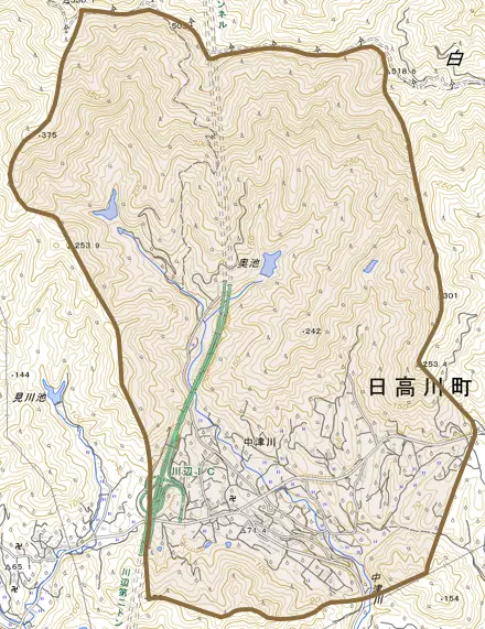 大字中津川とその周辺の地図。町の範囲を重ねている