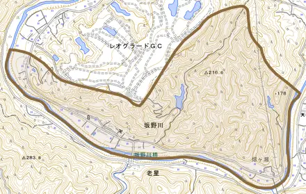 大字坂野川とその周辺の地図。町の範囲を重ねている