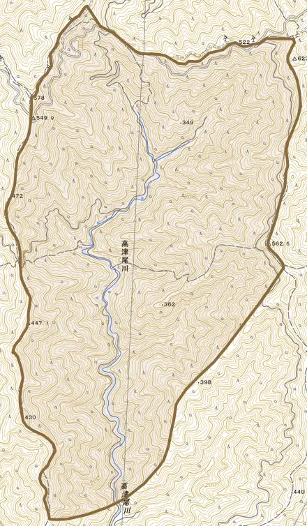 大字高津尾川とその周辺の地図。町の範囲を重ねている