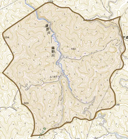 大字藤野川とその周辺の地図。町の範囲を重ねている