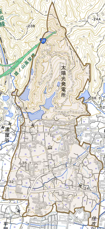 山とその周辺の地図。町の範囲を重ねている