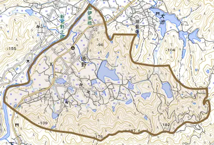 原野とその周辺の地図。町の範囲を重ねている