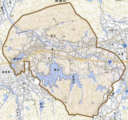 阪井とその周辺の地図。町の範囲を重ねている