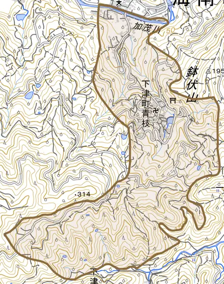 下津町青枝とその周辺の地図。町の範囲を重ねている