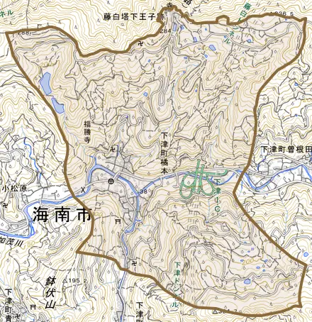 下津町橘本とその周辺の地図。町の範囲を重ねている